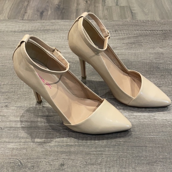 Ankle strap heels - Picture 2 of 8